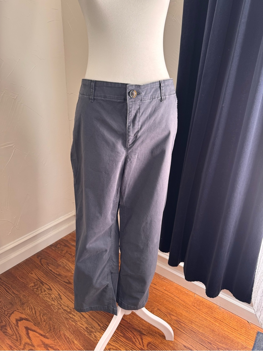 LOFT Women's The Slim Chinos